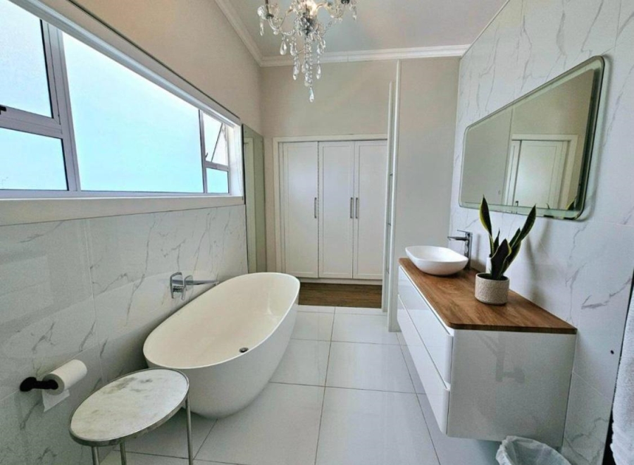 8 Bedroom Property for Sale in Selborne Eastern Cape